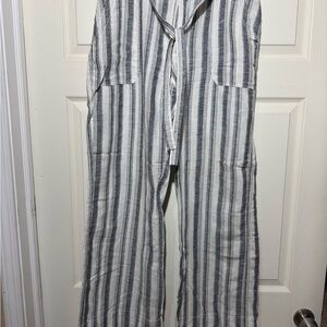 GAP Women's Wide Leg Jumpsuit in White and Gray Stripe